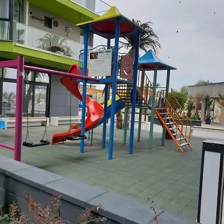 Alezzi Beach Resort Yolo Seaview Apartment