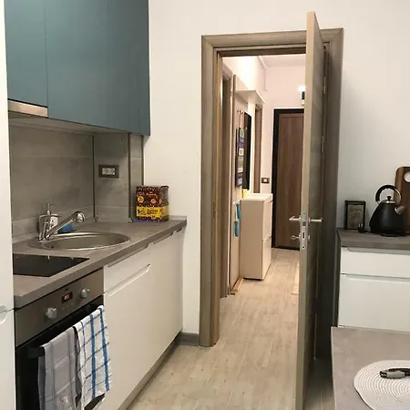 Apartment Alezzi Beach Resort Yolo Seaview Apartment Navodari
