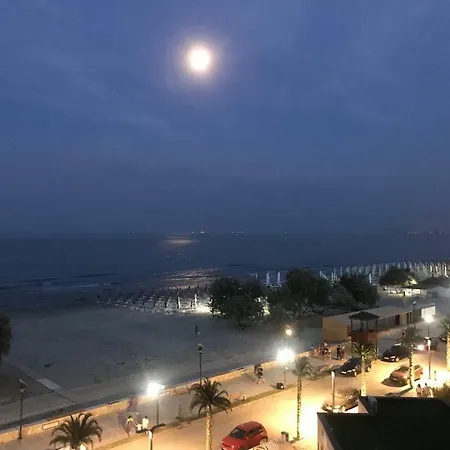 דירה Alezzi Beach Resort Yolo Seaview Apartment *