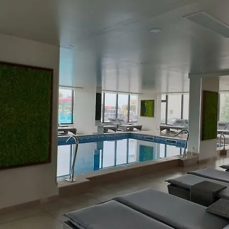 Alezzi Beach Resort Yolo Seaview Apartment アパート ナボダリ